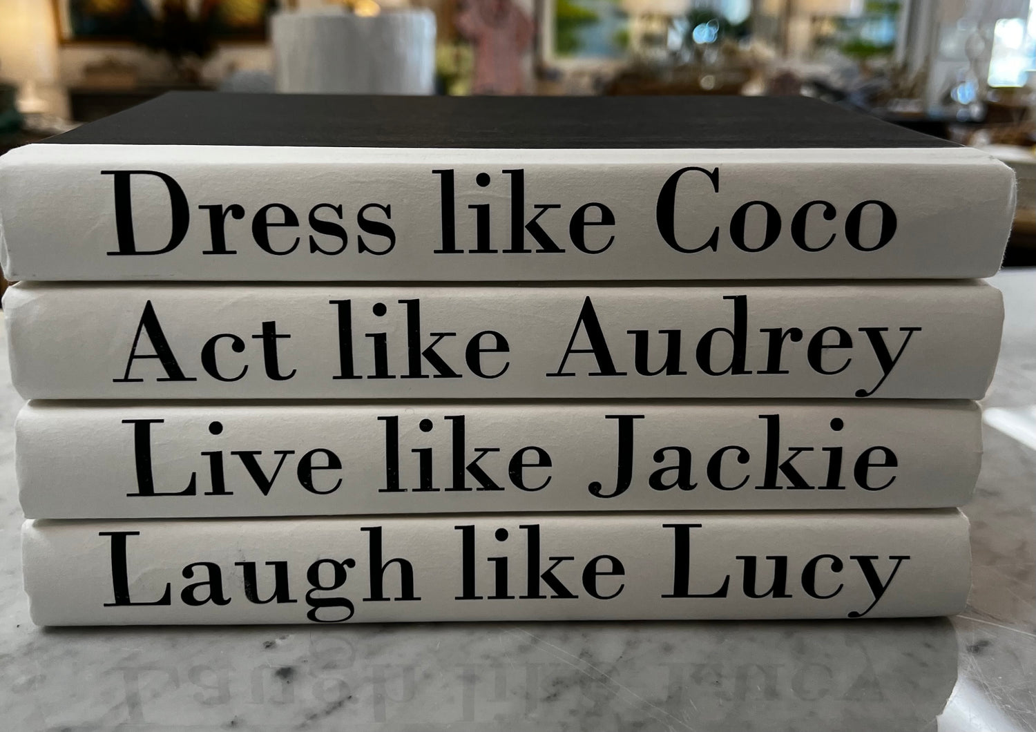 4 Vol. "Act Like Audrey"