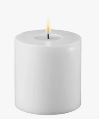 WHITE OUTDOOR LED CANDLE 4X4