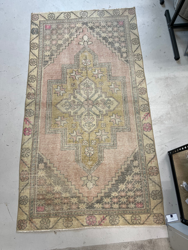 Ellery Rug