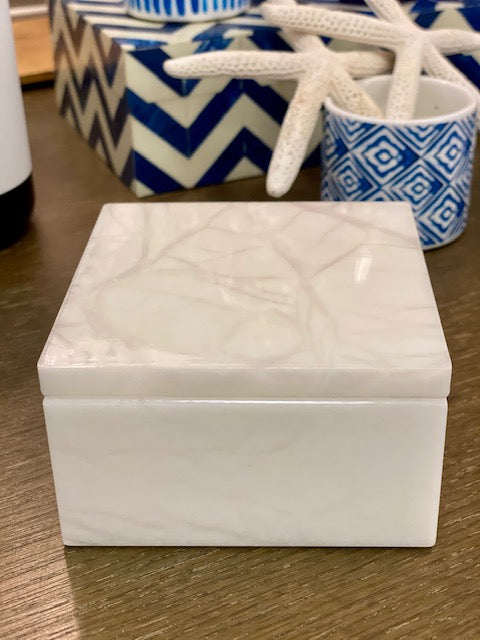 Alabaster Swivel Top Box