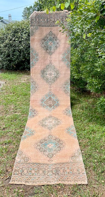 Vintage Turkish Rug 9